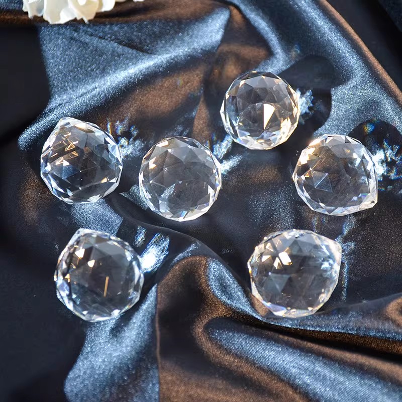 Crystal Ball Prism Sun Catcher - Crystal Ball Decor 评论和价格