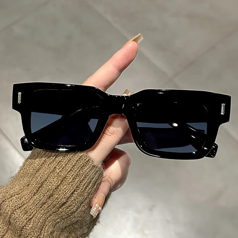 Luxurious Rectangle Sunglasses - Luxury Lifestyle Store 评论和价格