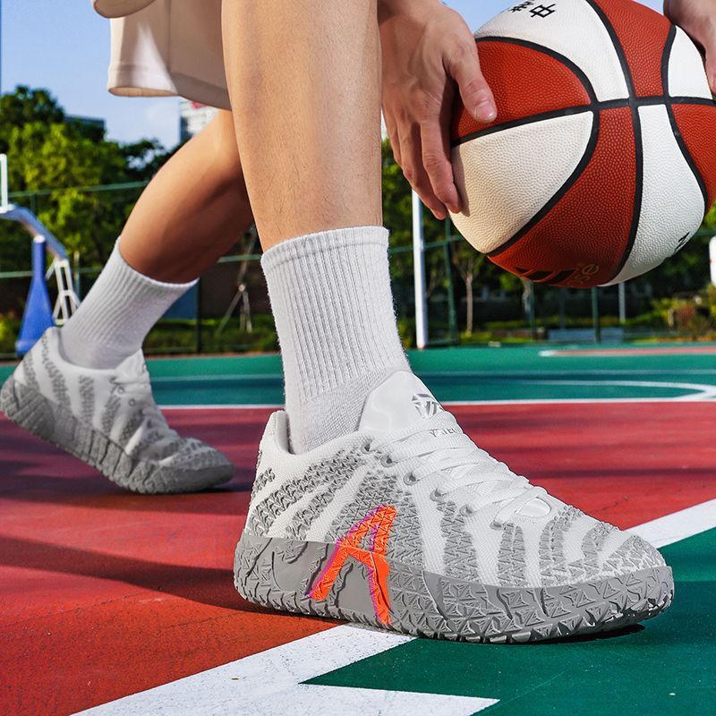 New Luxury Basketball Sneakers - Luxury Men Lifestyle 评论和价格