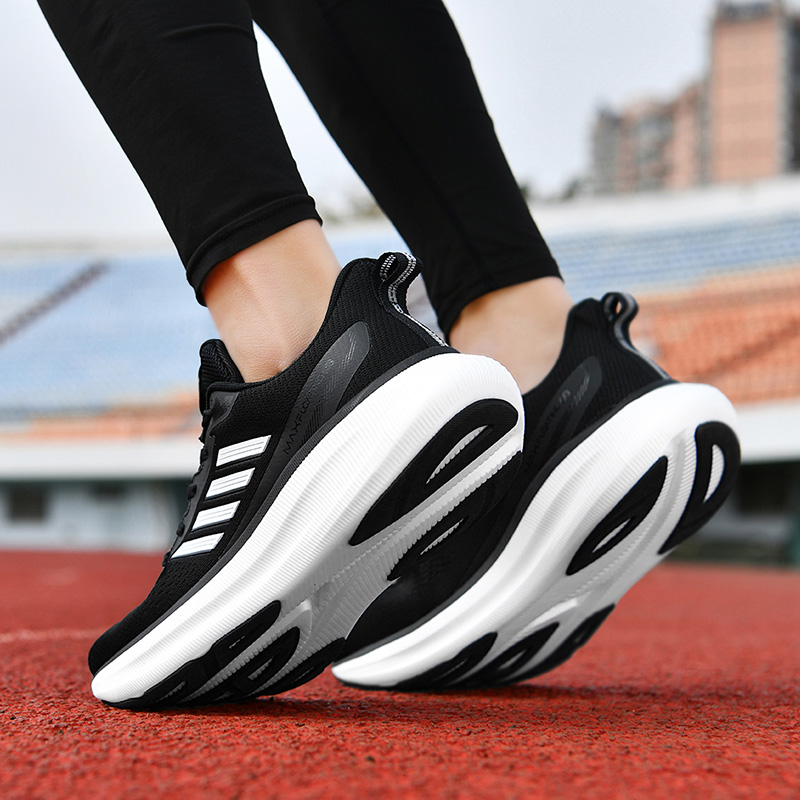 New Men's Running Shoes Breath - Luxury Men Lifestyle 评论和价格
